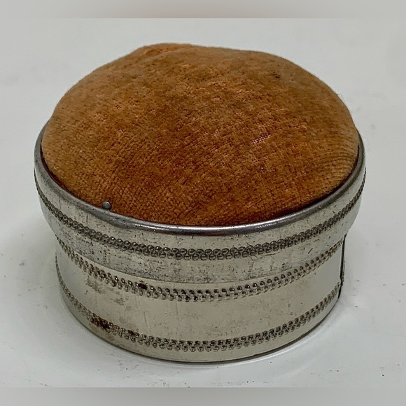 Mid Century Antique Mirrored Pin Cushion Sewing Kit - Picture 9 of 16